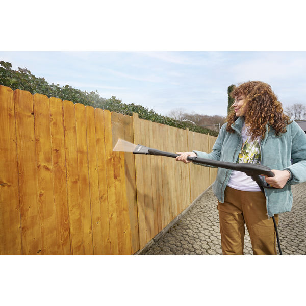 eco!Booster_wooden_fence_app_01_CI20-300_dpi_1