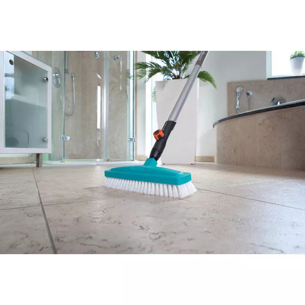 03639-20_Schrubber_Anwendung