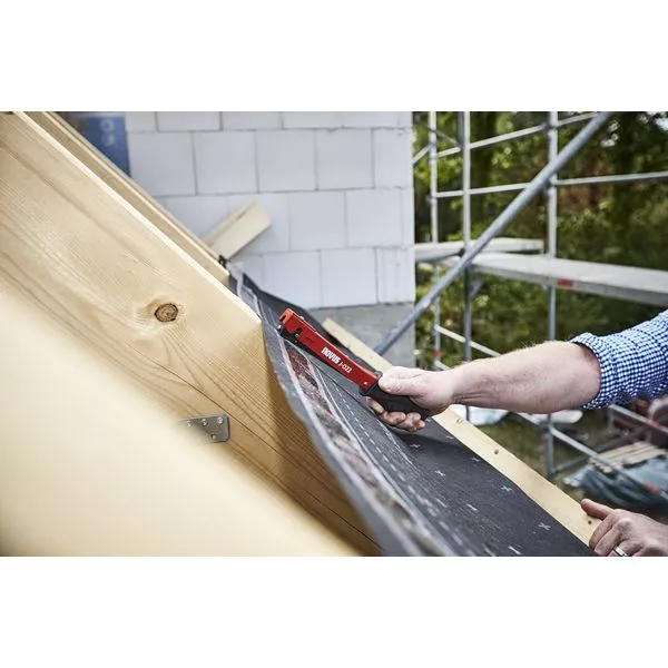 Novus_J-022Hammertacker_Baustelle_Einfamilienhaus_023